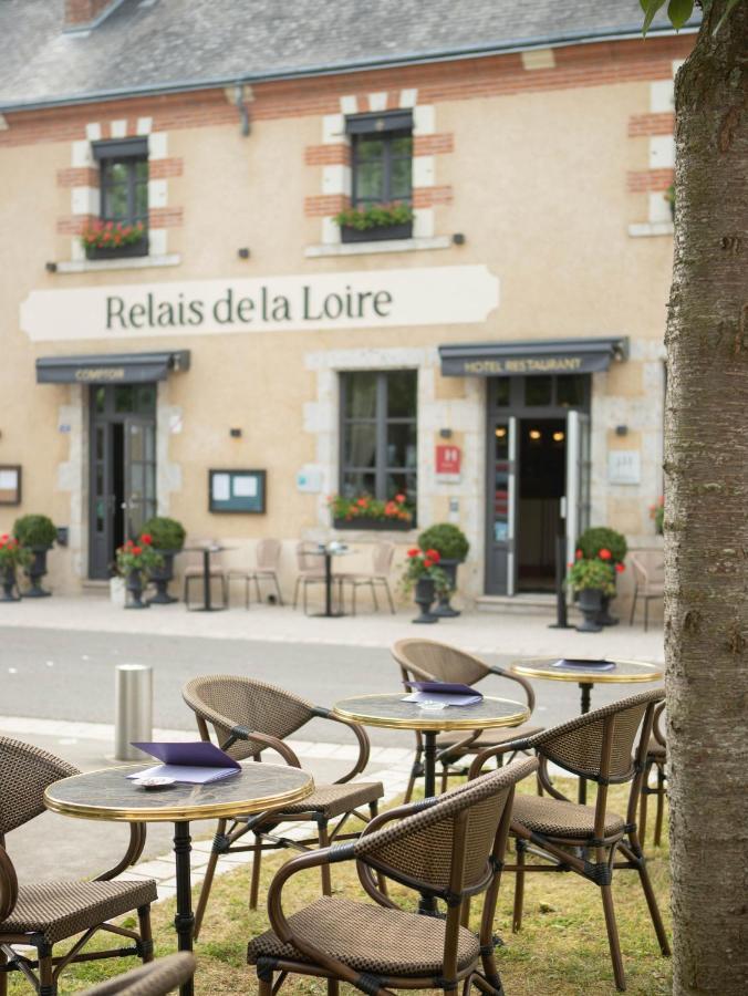 Relais De La Loire Hotel Montlivault Exterior photo